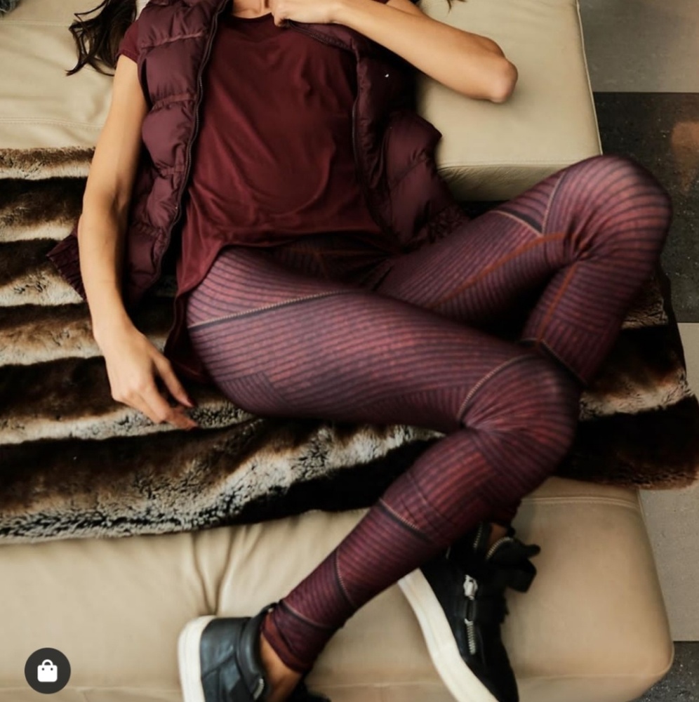 NWT Niyama Sol Malbec leggings
